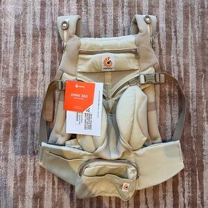 NWT Ergobaby Omni 360 All Position